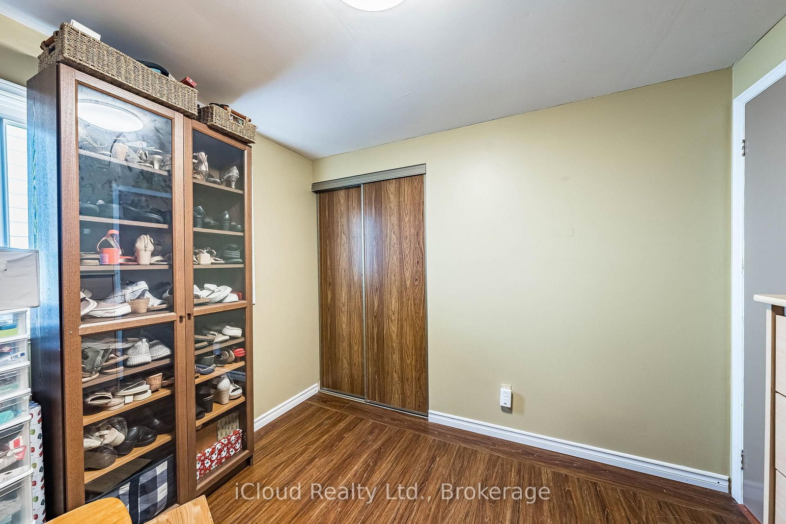 135 Autumn Glen Circle • Toronto, ON photo 30
