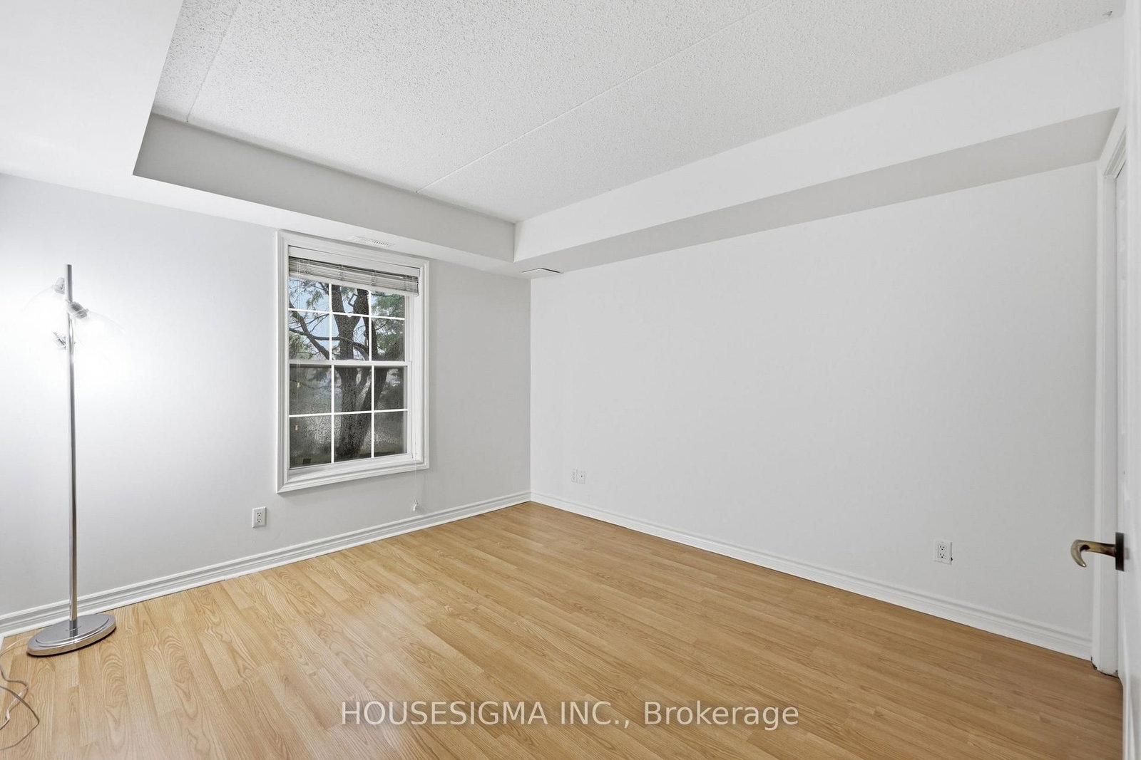 4025 Kilmer Drive • #203 • Burlington, ON photo 26