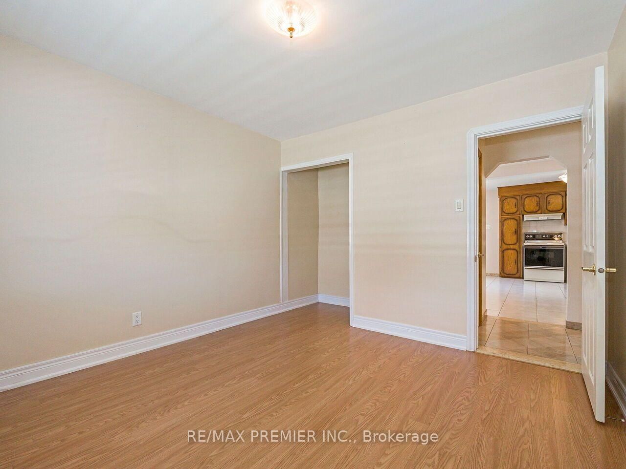 7 Mayall Avenue • Toronto, ON photo 13