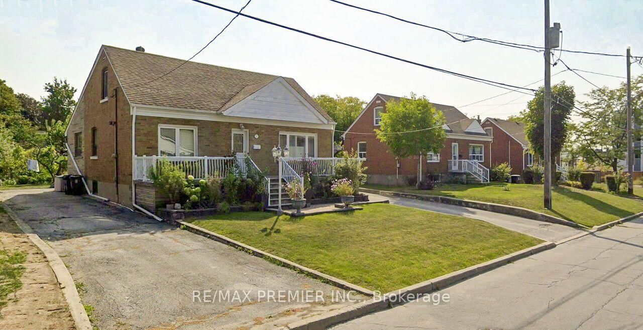 7 Mayall Avenue • Toronto, ON photo 46