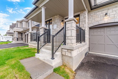 17 Mosswood Trail • Brampton, ON photo 3
