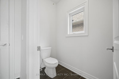 17 Mosswood Brampton,ON L6P 4E7 — Photo 39