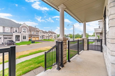 17 Mosswood Trail • Brampton, ON photo 4
