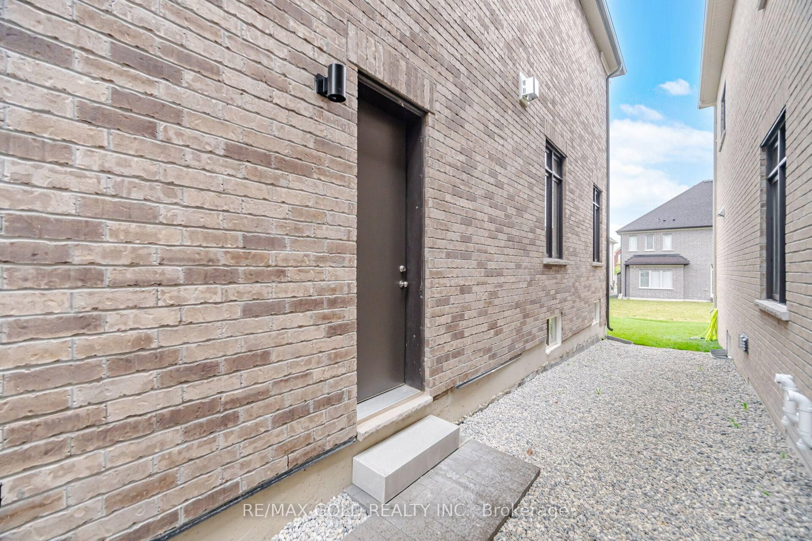 17 Mosswood Trail • Brampton, ON photo 48