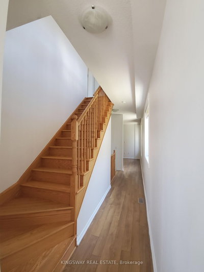 593 Remembrance Road • Brampton, ON photo 4