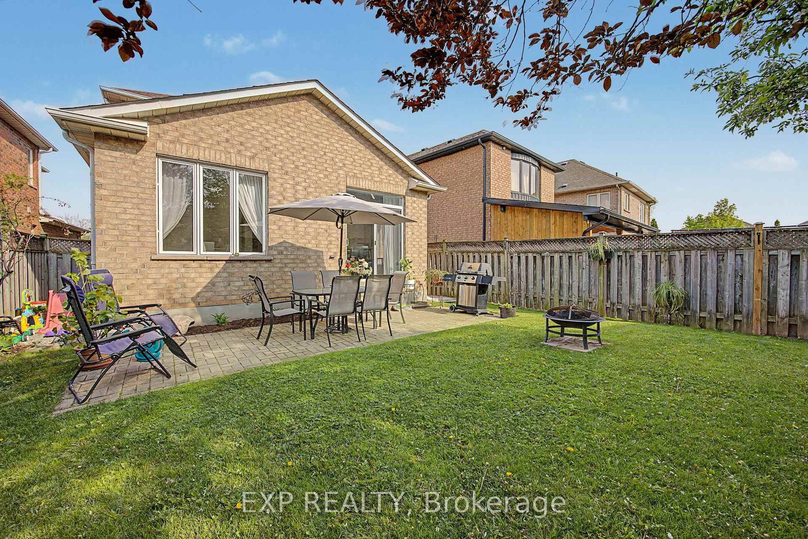 379 Grovehill Road • Oakville, ON photo 14