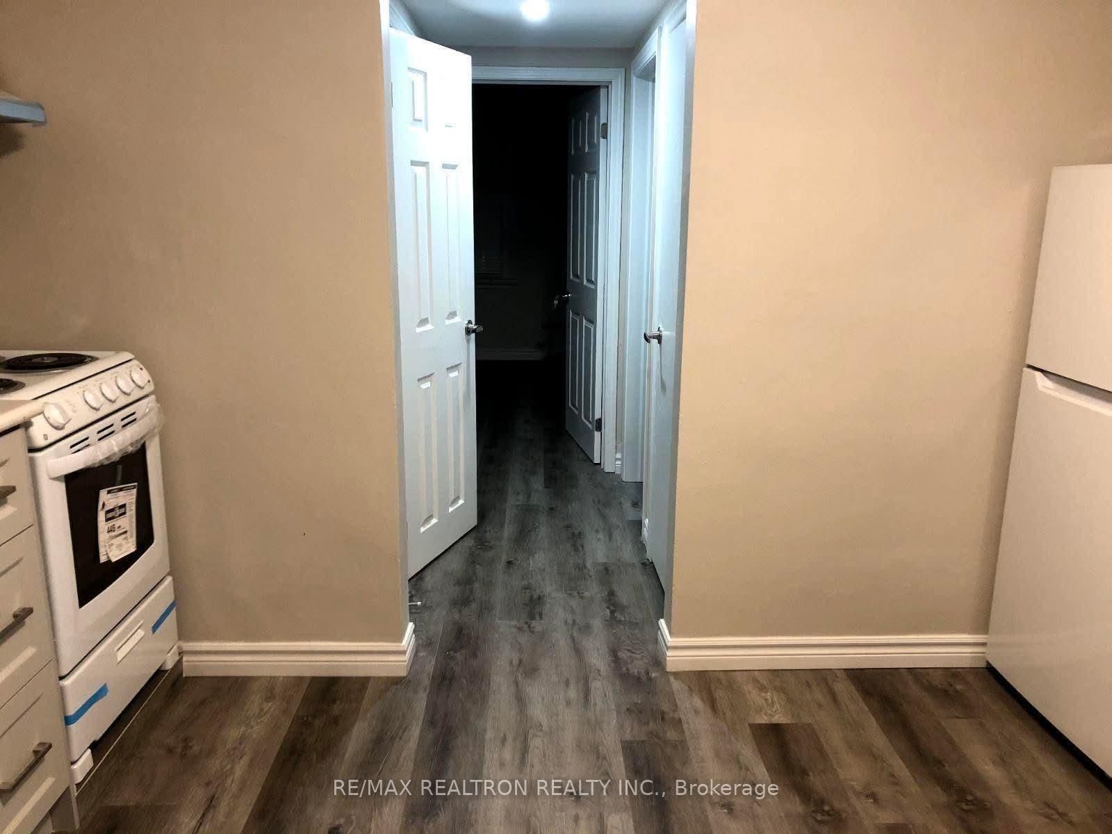 1-1576 Eglinton Avenue, Toronto, ON