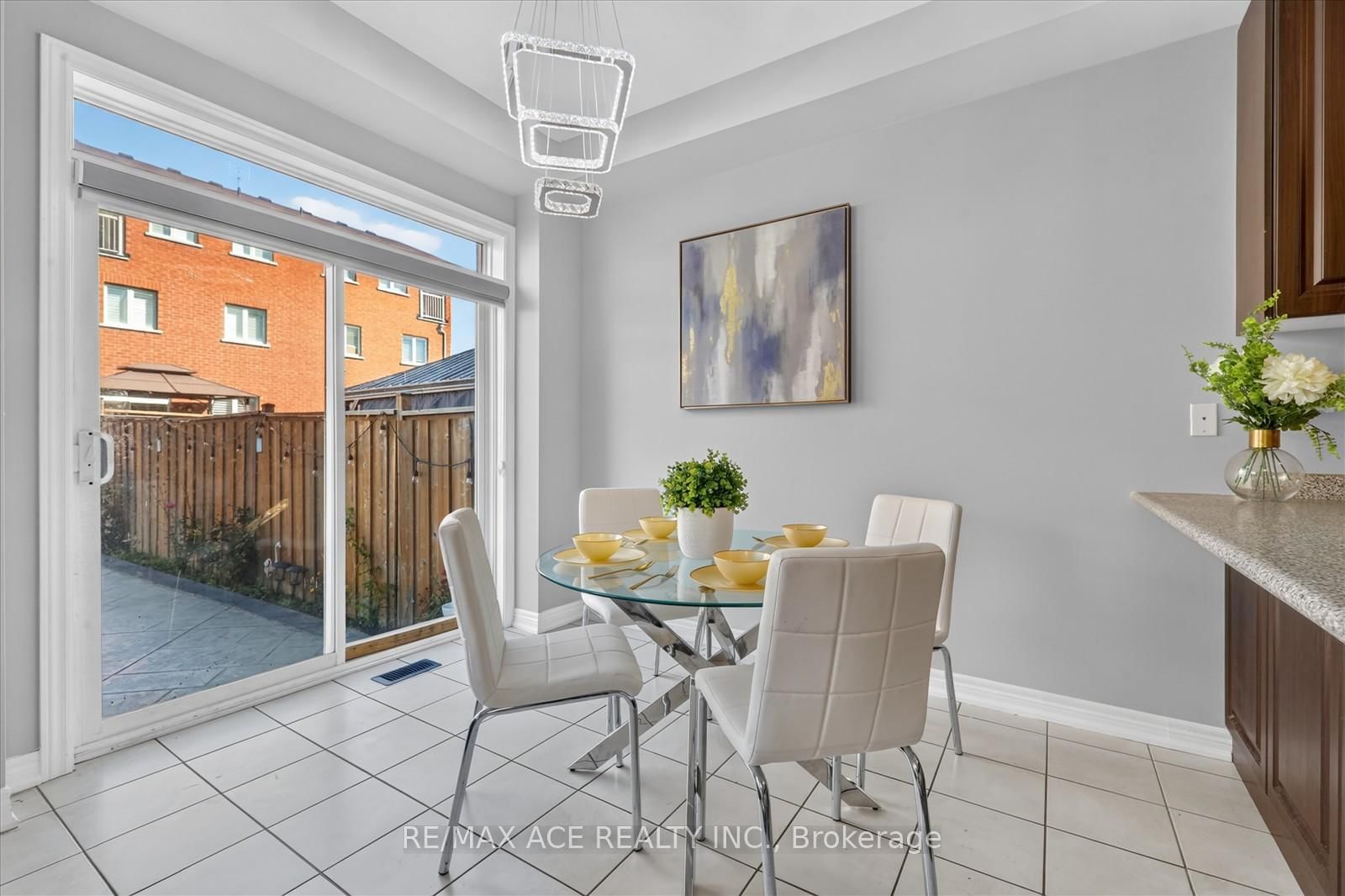 54 Altura Way • Brampton, ON photo 13