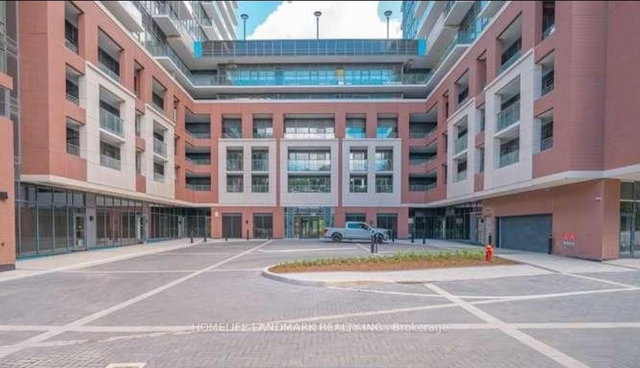 812 - 4010 Eglinton Avenue W