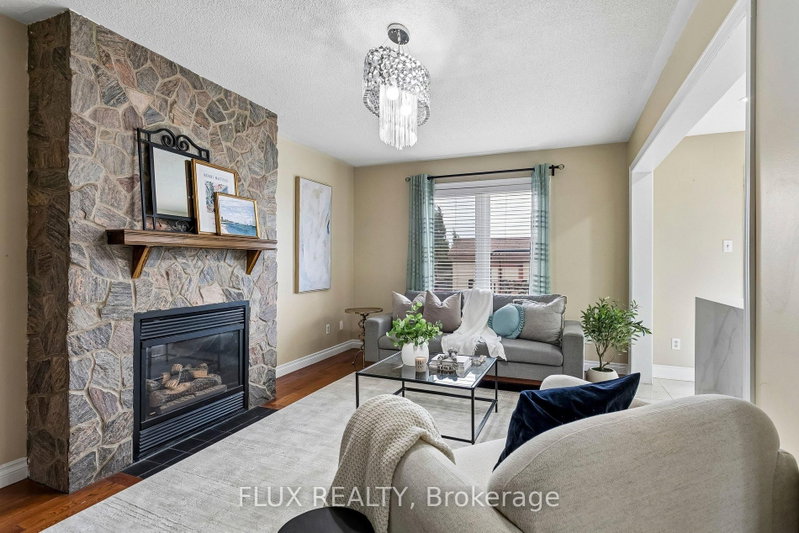 6769 Gracefield Mississauga,ON L5N 6T5 — Photo 11