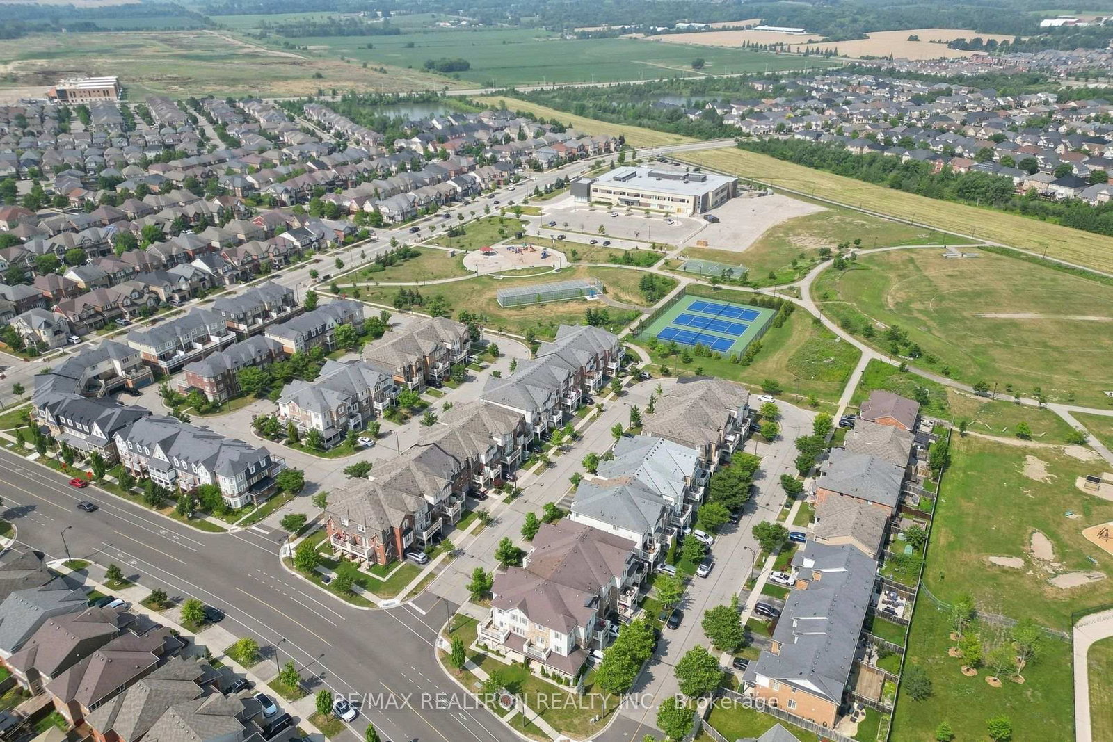 800 Fowles Court • Milton, ON photo 44