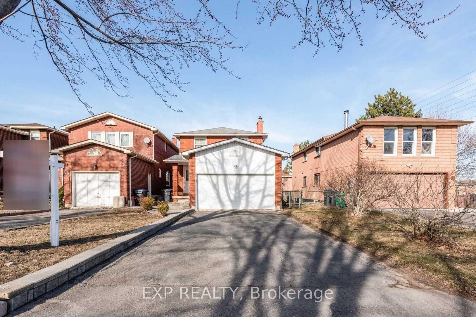 3 Shenstone Avenue • Brampton, ON photo 1