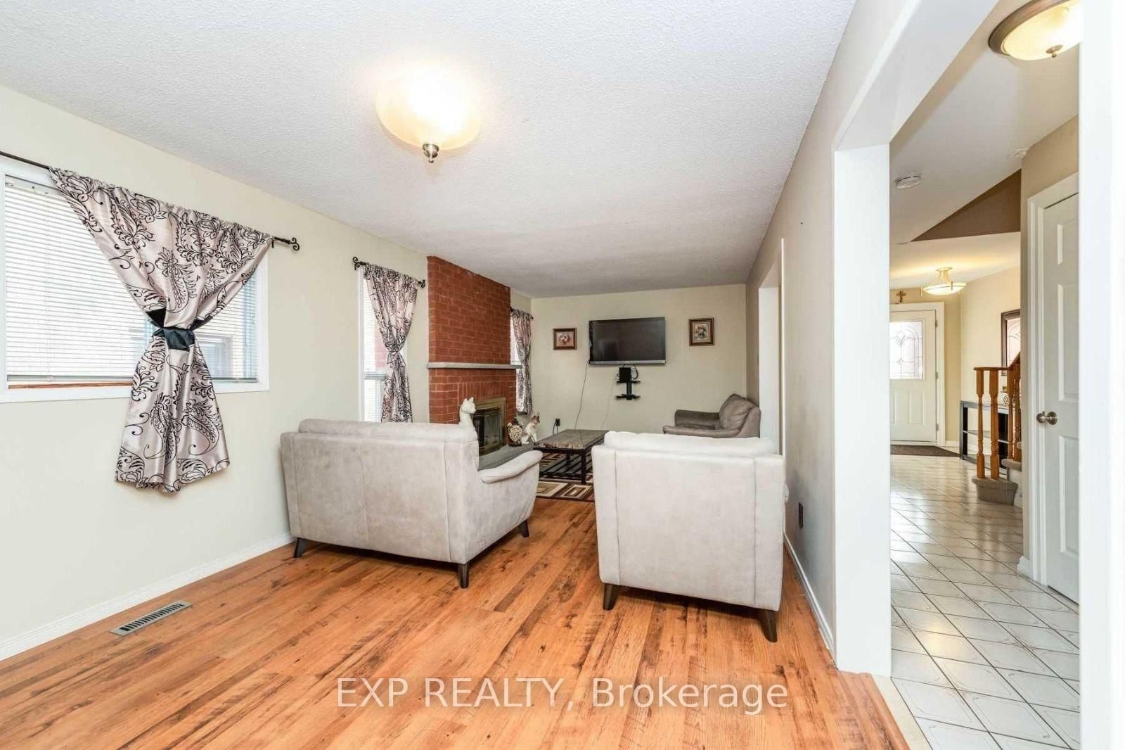 3 Shenstone Avenue • Brampton, ON photo 3