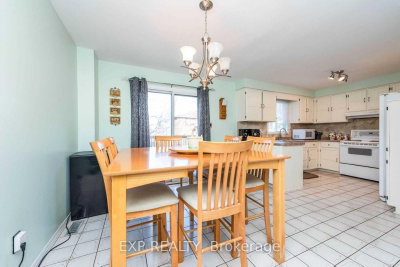 3 Shenstone Avenue • Brampton, ON photo 7
