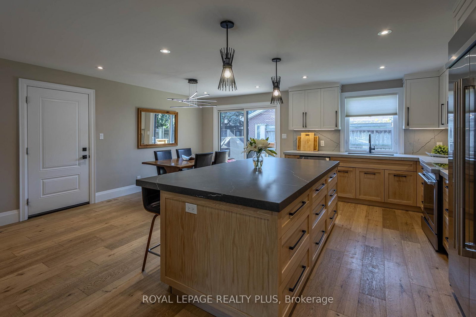 884 Eagle Drive - Photo 18