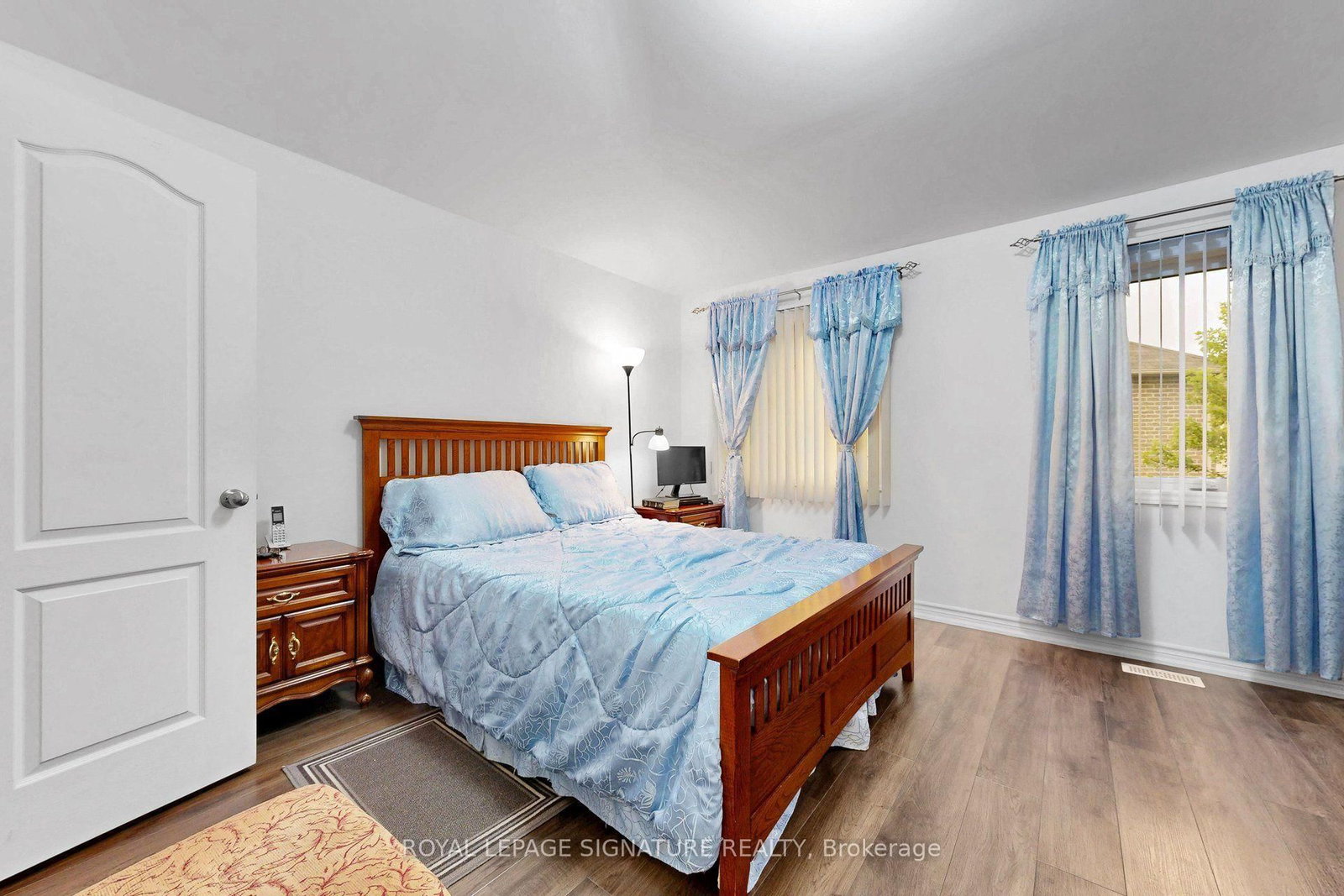 51 Piggott Mews • Toronto, ON photo 31