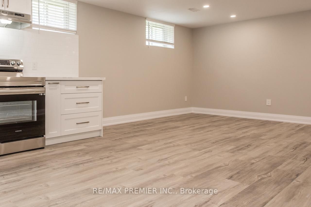 Bsmt-569 Roding Street, Toronto, ON, photo 4