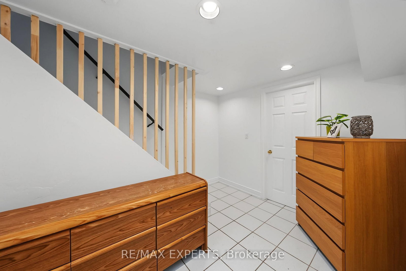 25 Riverton Drive • Toronto, ON photo 29