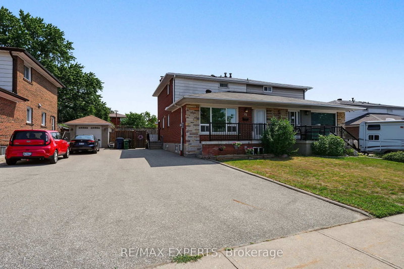 25 Riverton Drive