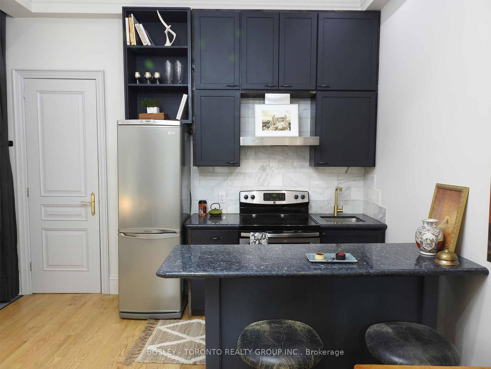1-21 Lansdowne Avenue, Toronto, ON, photo 2