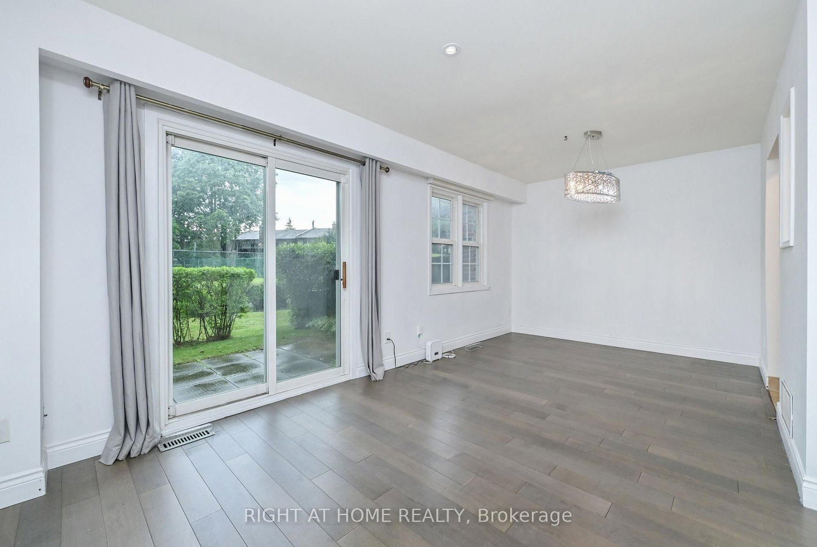 2120 Rathburn Road E • #32 • Mississauga, ON photo 10