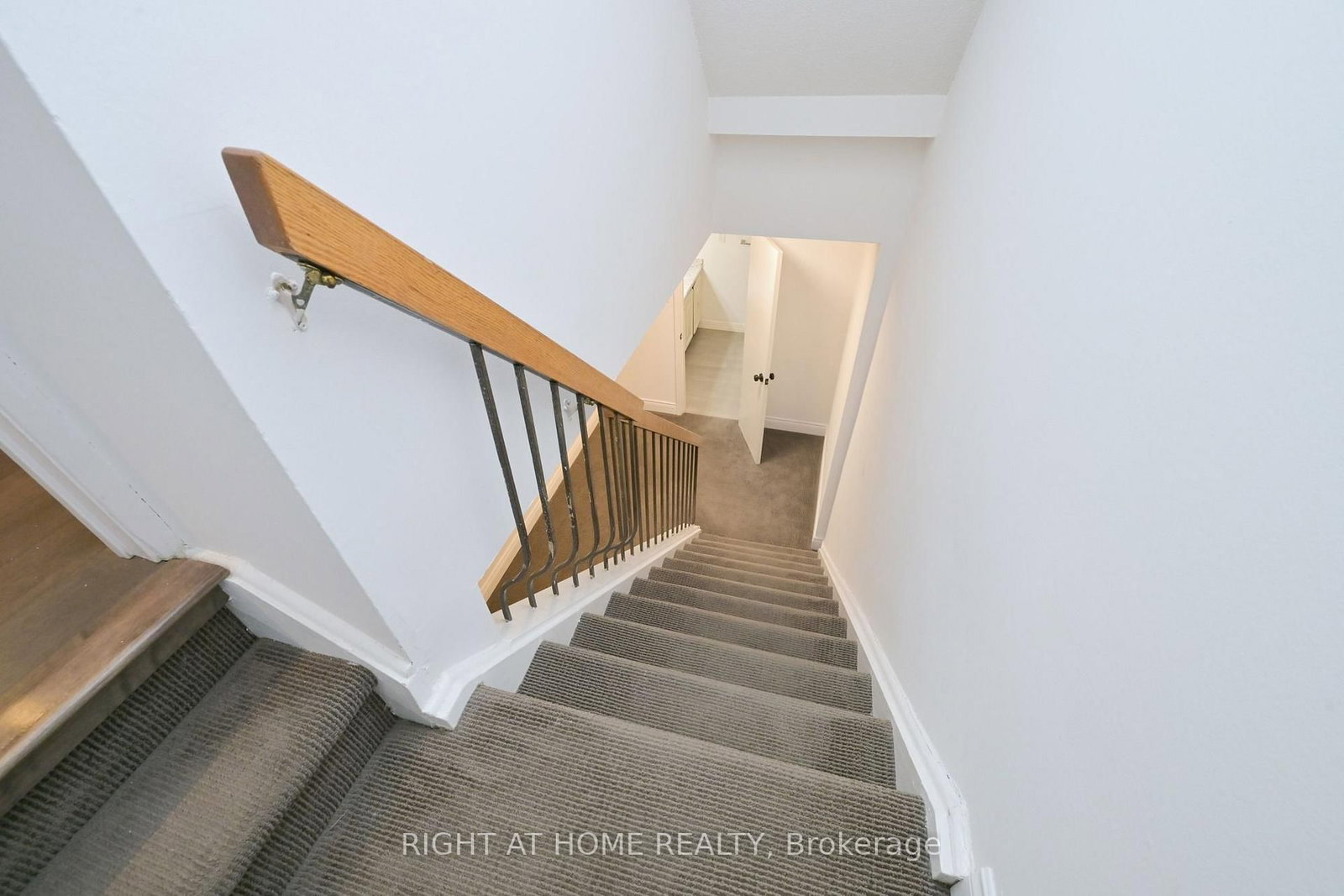 2120 Rathburn Road E • #32 • Mississauga, ON photo 21