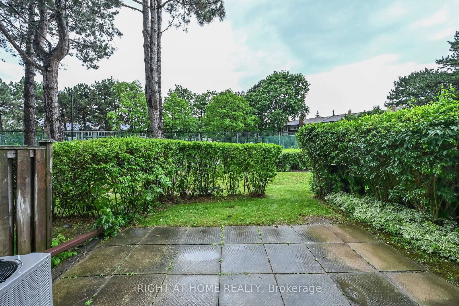 2120 Rathburn Road E • #32 • Mississauga, ON photo 29
