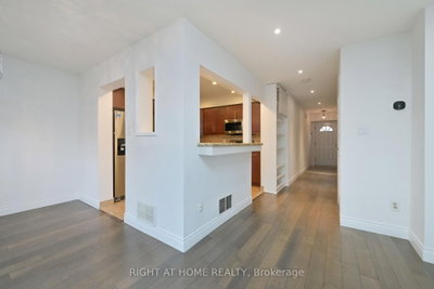 2120 Rathburn Road E • #32 • Mississauga, ON photo 8
