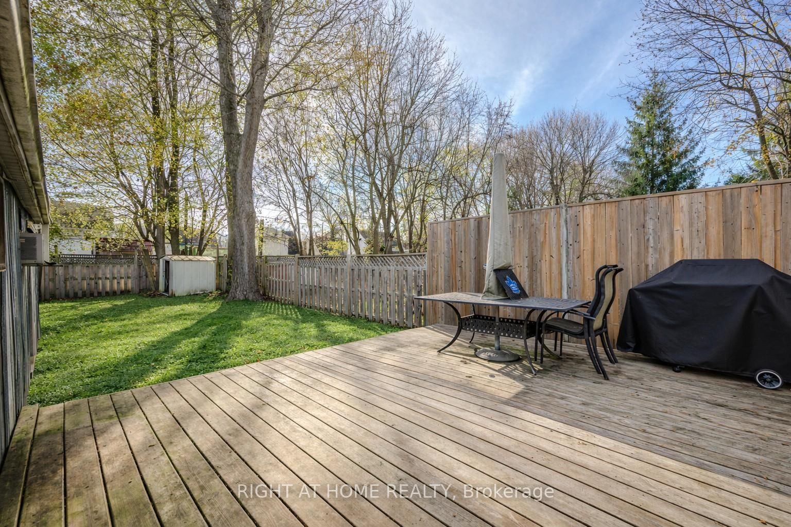 126 Poplar Avenue • Halton Hills, ON photo 17