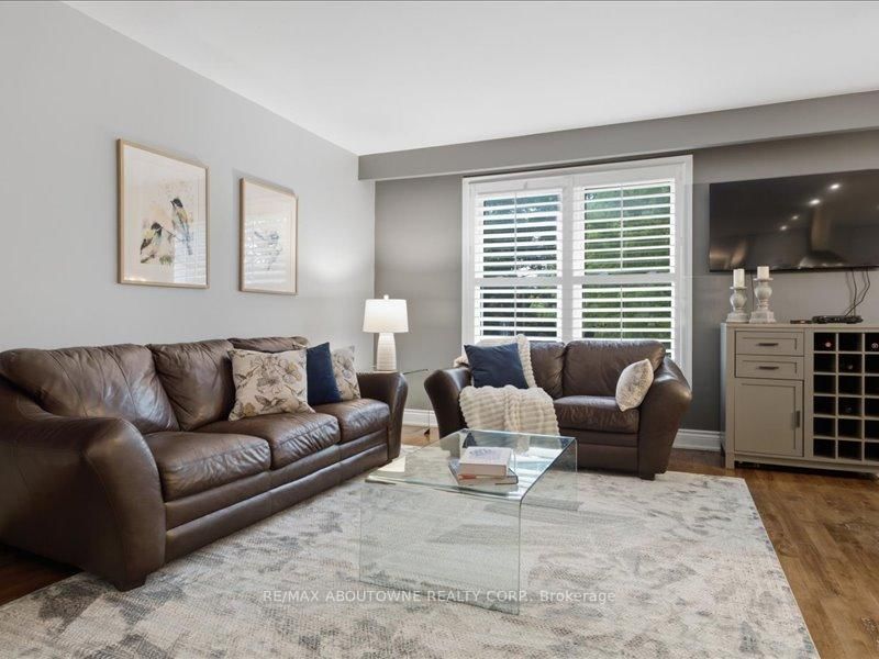 2501 Yarmouth Oakville,ON L6L 2M9 — Photo 10