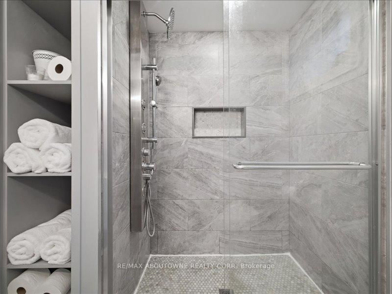 2501 Yarmouth Oakville,ON L6L 2M9 — Photo 36