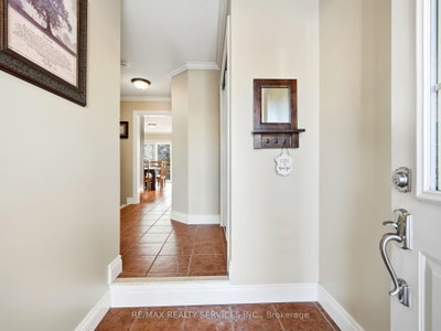 1131 Zimmerman Crescent • Milton, ON photo 4