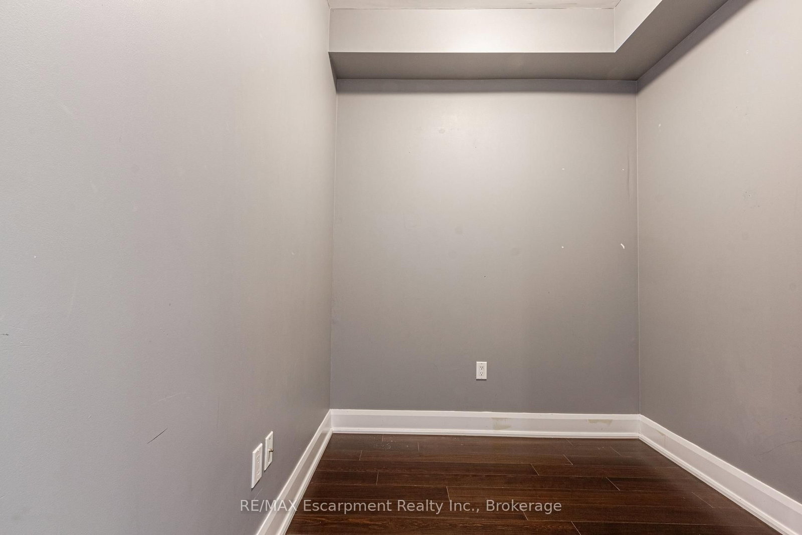 2470 Prince Michael Drive • #210 • Oakville, ON photo 14