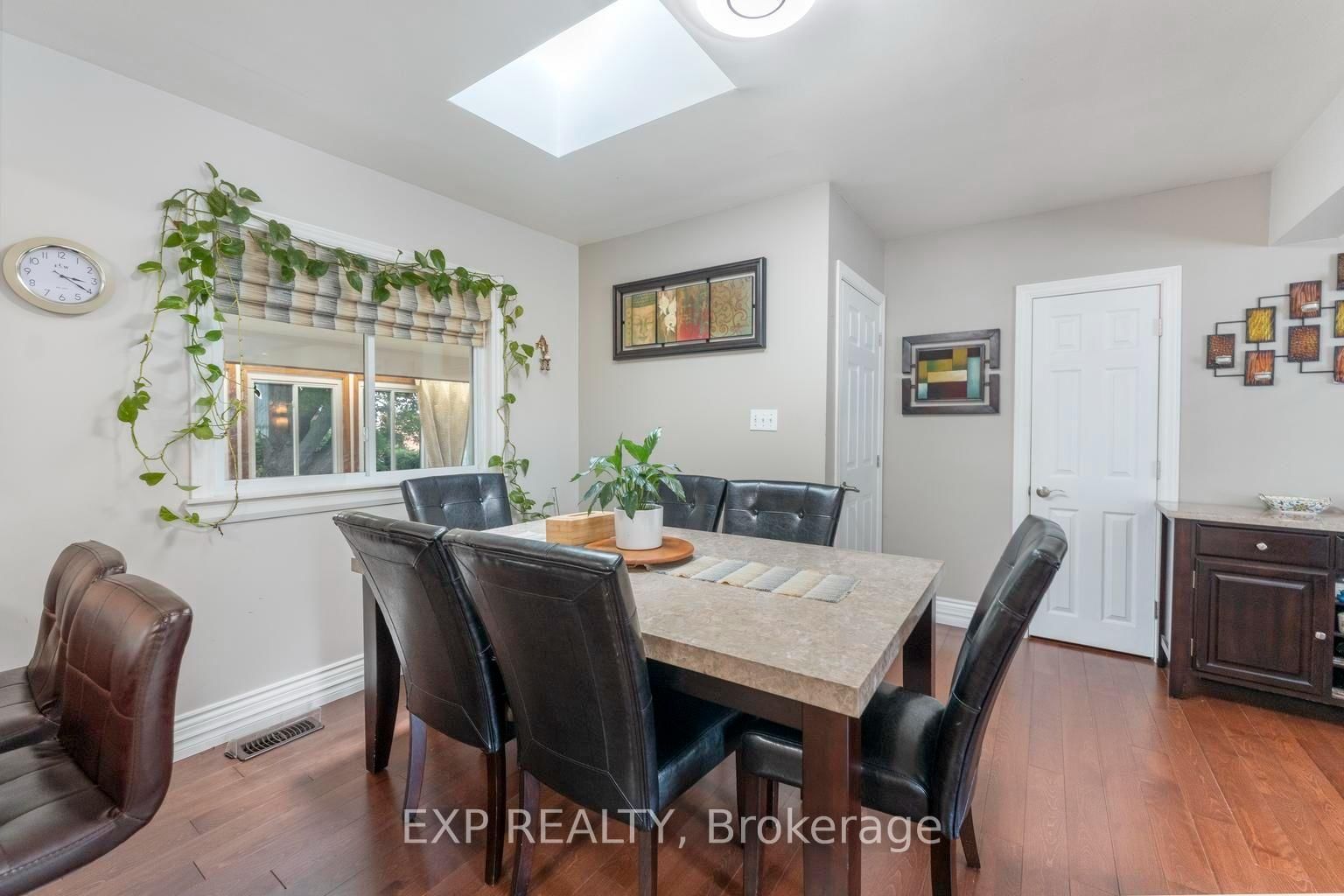 1063 Joan Drive • Burlington, ON photo 14