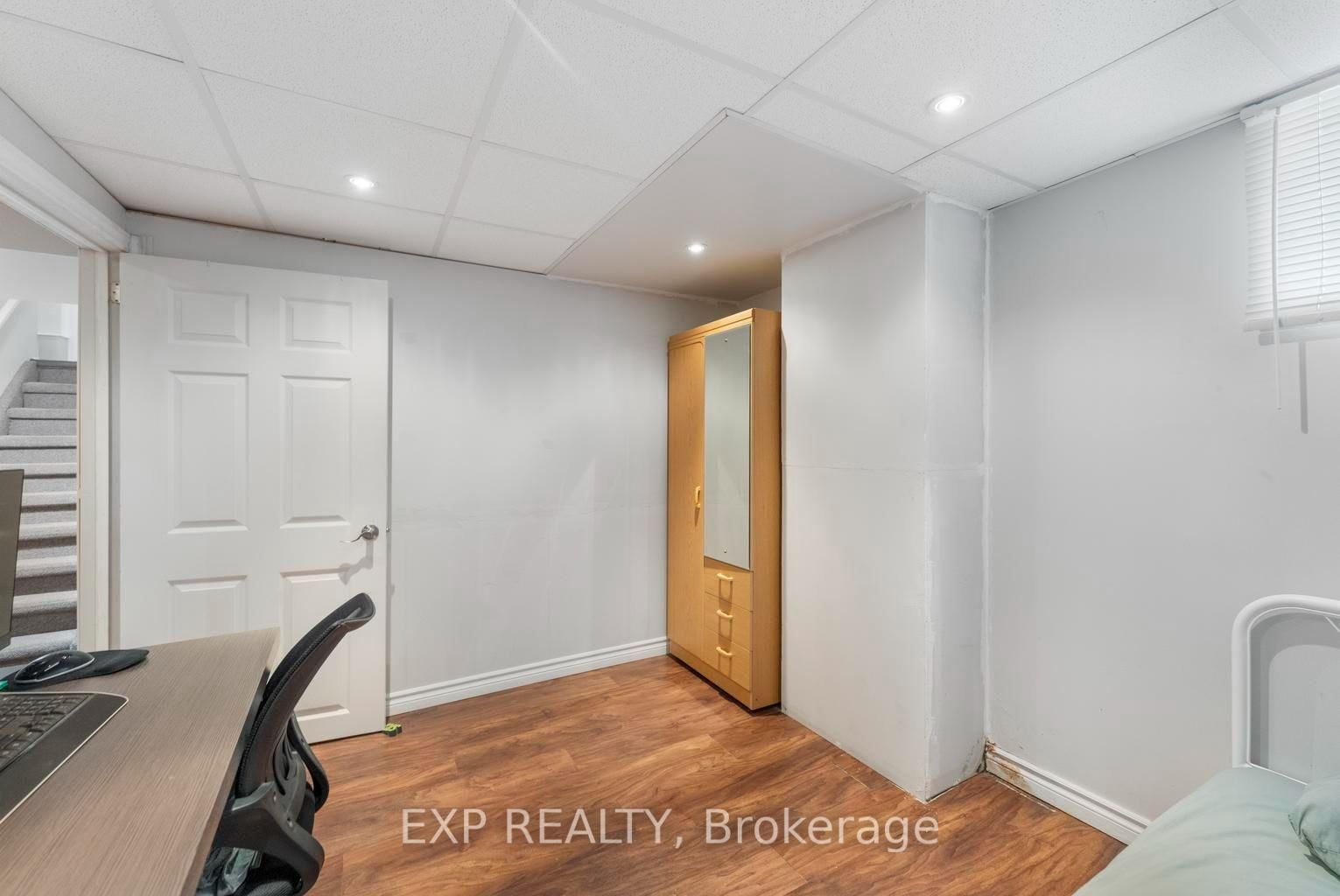 1063 Joan Drive • Burlington, ON photo 31