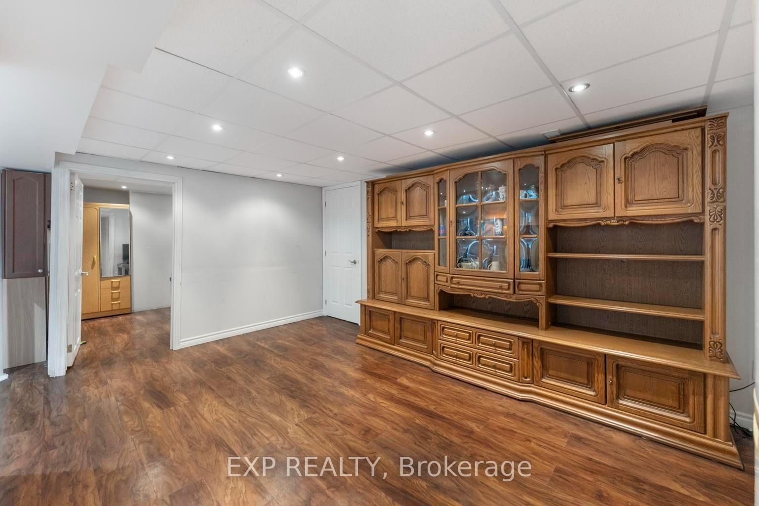 1063 Joan Drive • Burlington, ON photo 39