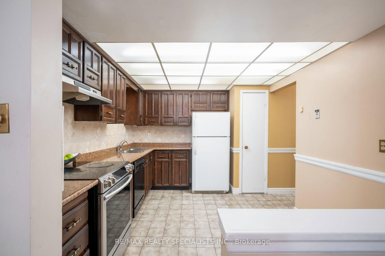 20 E Mineola Road • #75 • Mississauga, ON photo 13