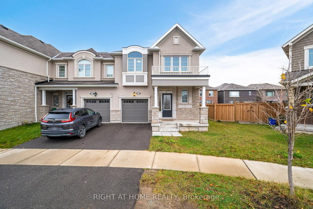 908 Sumac Gardens