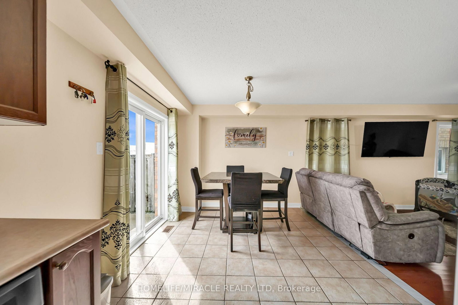 139 Sewells Lane • Brampton, ON photo 19