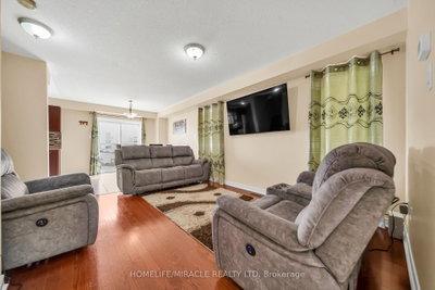 139 Sewells Lane • Brampton, ON photo 9