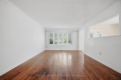 1228 Shamir Crescent • Mississauga, ON photo 8