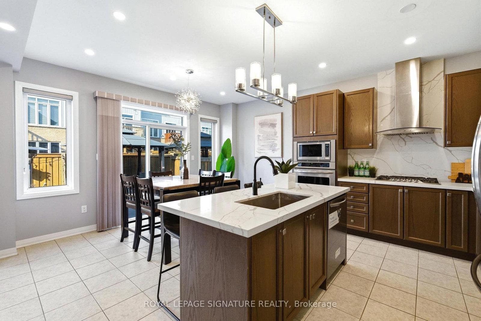 14 Paisley Way • Orangeville, ON photo 7