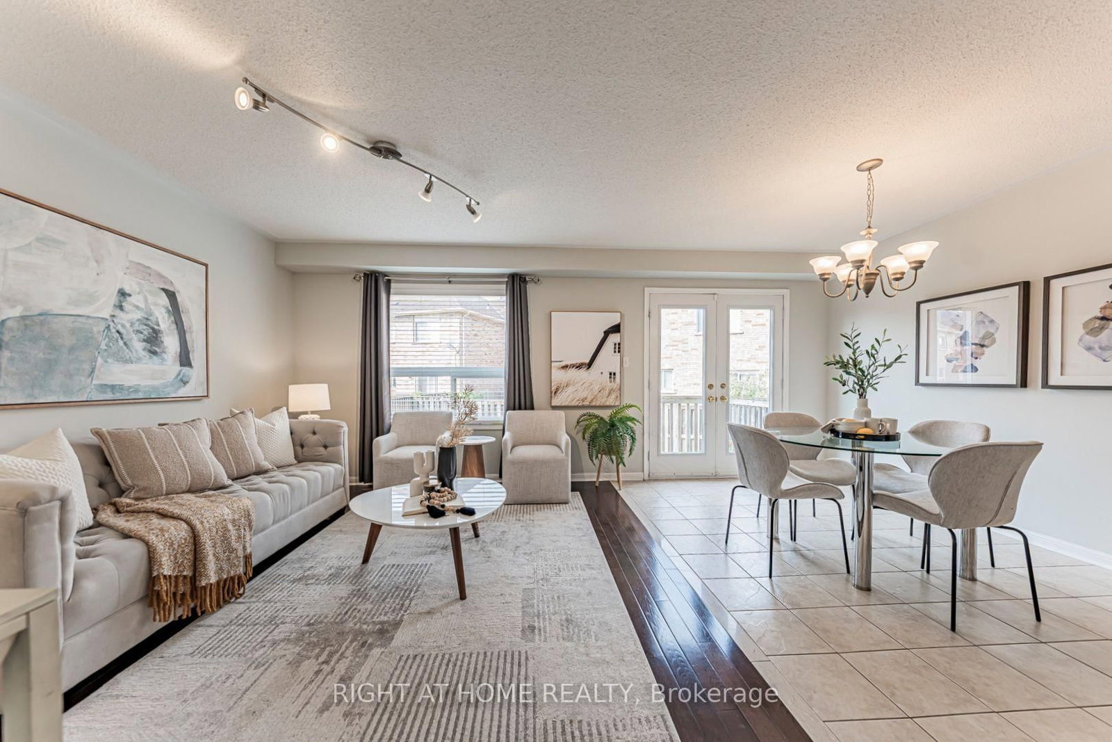 11 Olivett Lane • Brampton, ON photo 8