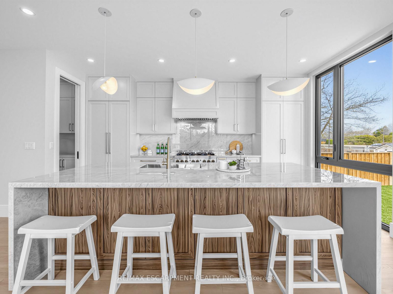 2488 Bridge Road • Oakville, ON photo 16