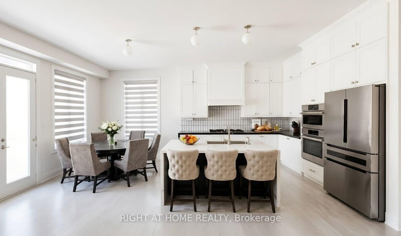 816 Apple Terrace