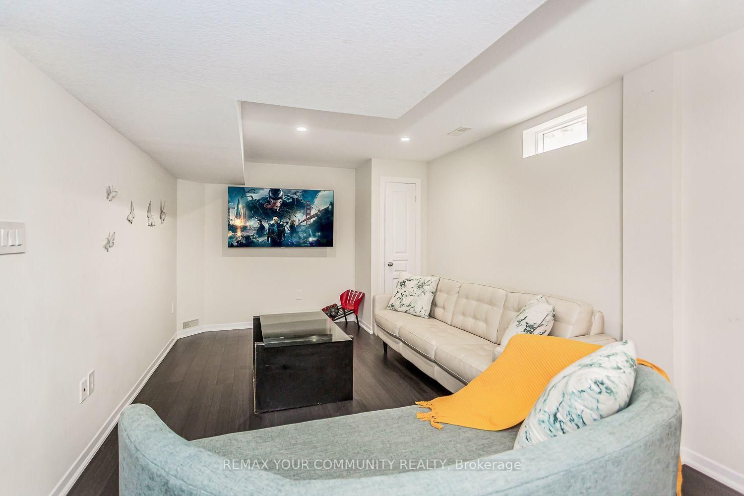 338 Woodale Avenue • Oakville, ON photo 37