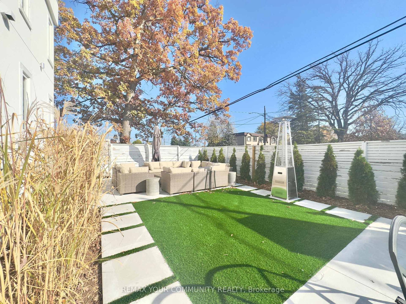338 Woodale Avenue • Oakville, ON photo 43