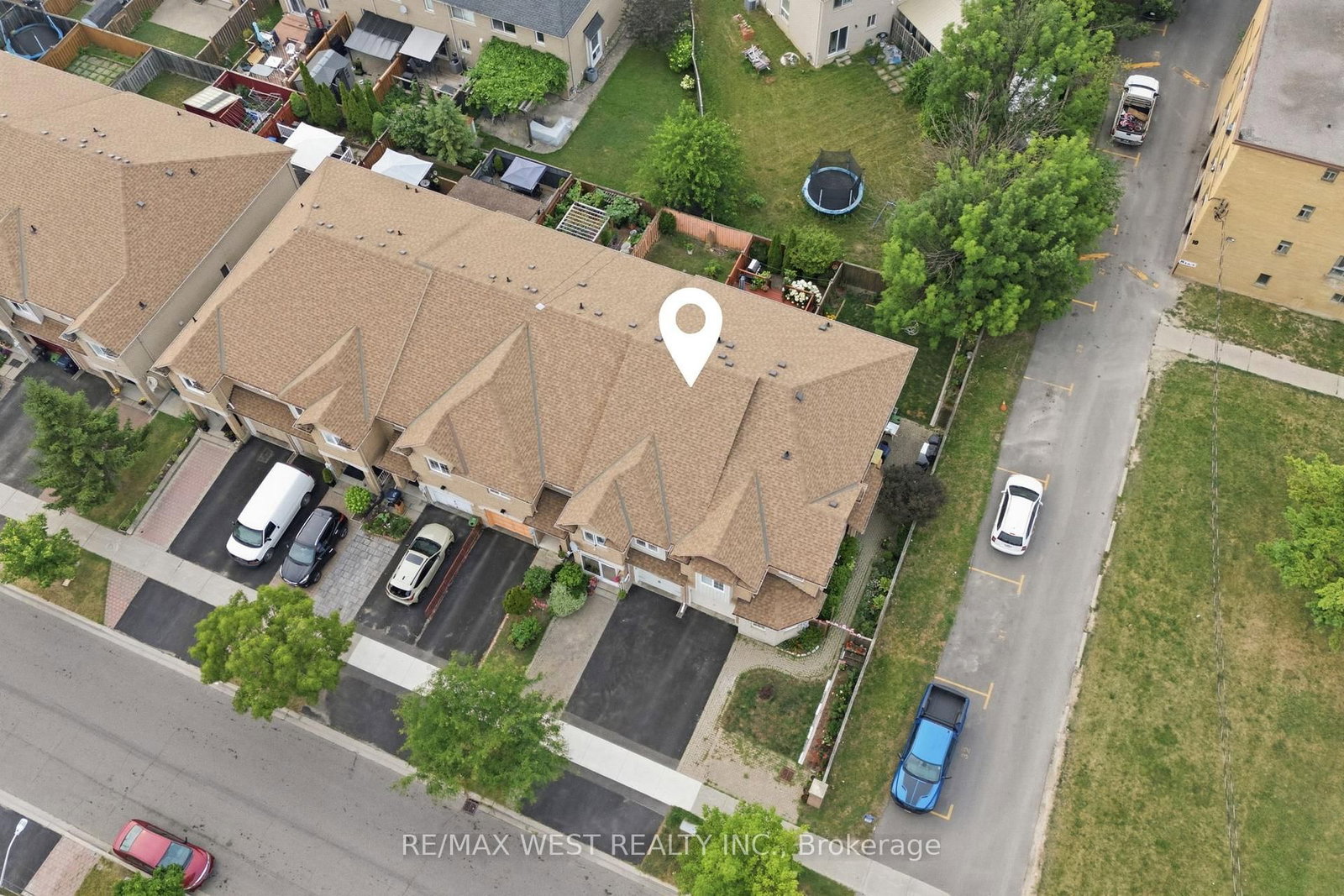 34 Wycombe Rd Road • Toronto, ON photo 36