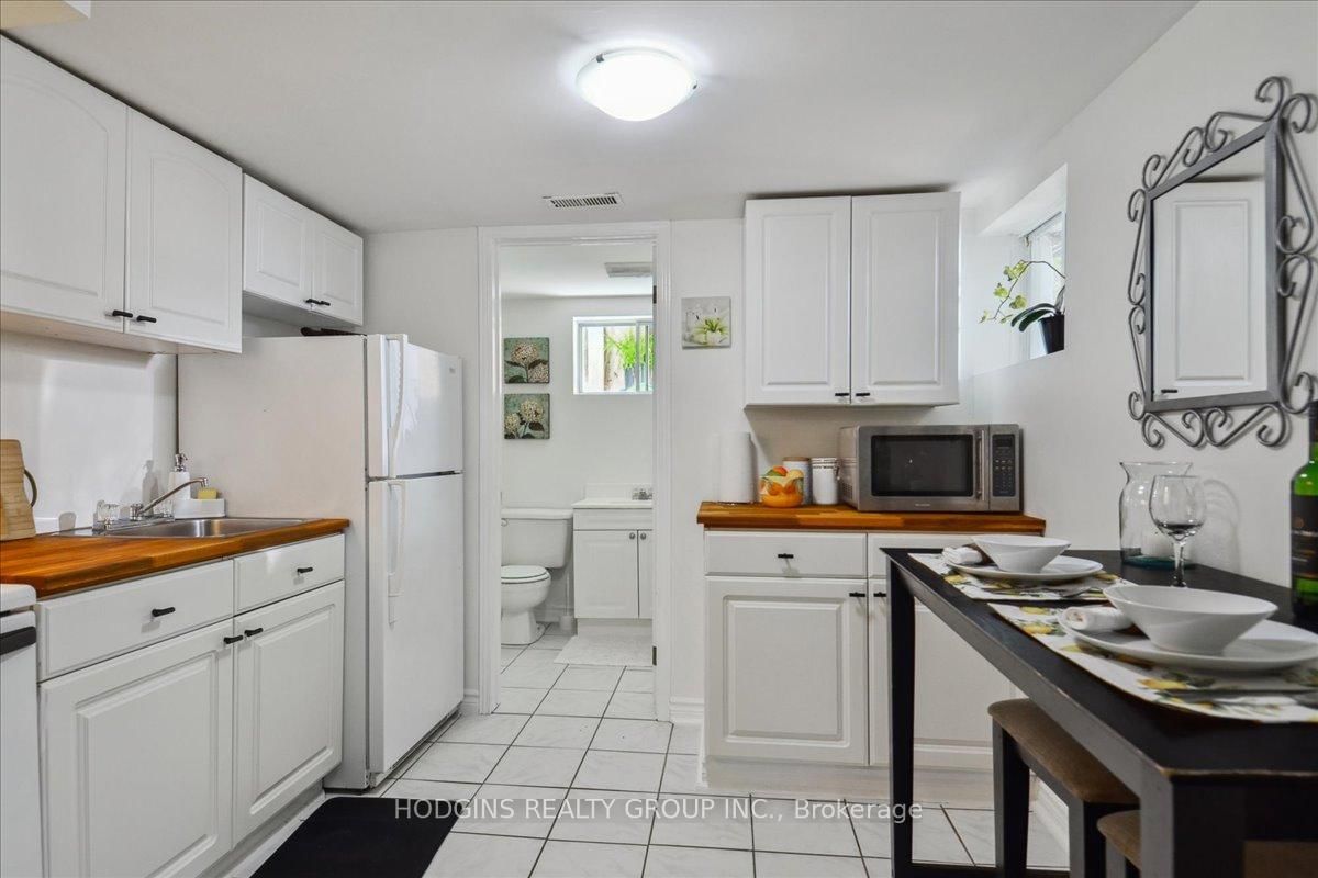 65 E Mineola Road • Mississauga, ON photo 32