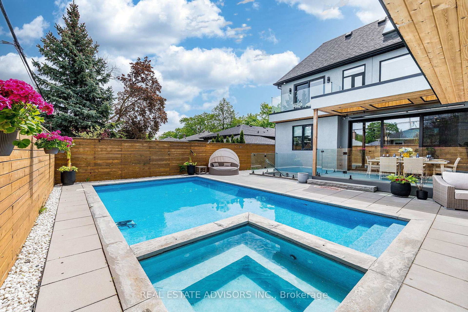 50 E Beckwith Road • Toronto, ON photo 33